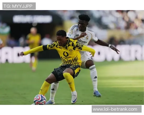 足总杯精彩对决皇马逆转多特蒙德补时绝杀引爆全场热情