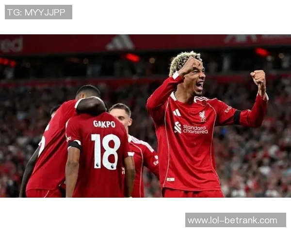 德甲经典对决：利物浦与曼联战成平局历史冷门引发全场热议